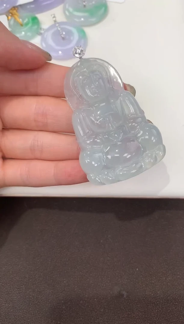 颈饰18K金镶嵌翡翠天然缅甸A货翡翠