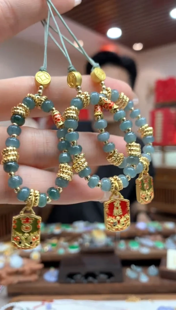 【闪购商品】翡翠挂件未镶嵌挂件多样性发货1件