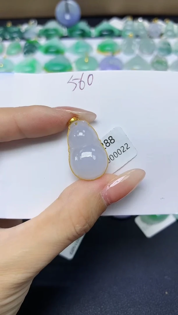 翡翠18K金镶嵌颈饰 天然缅甸翡翠A货