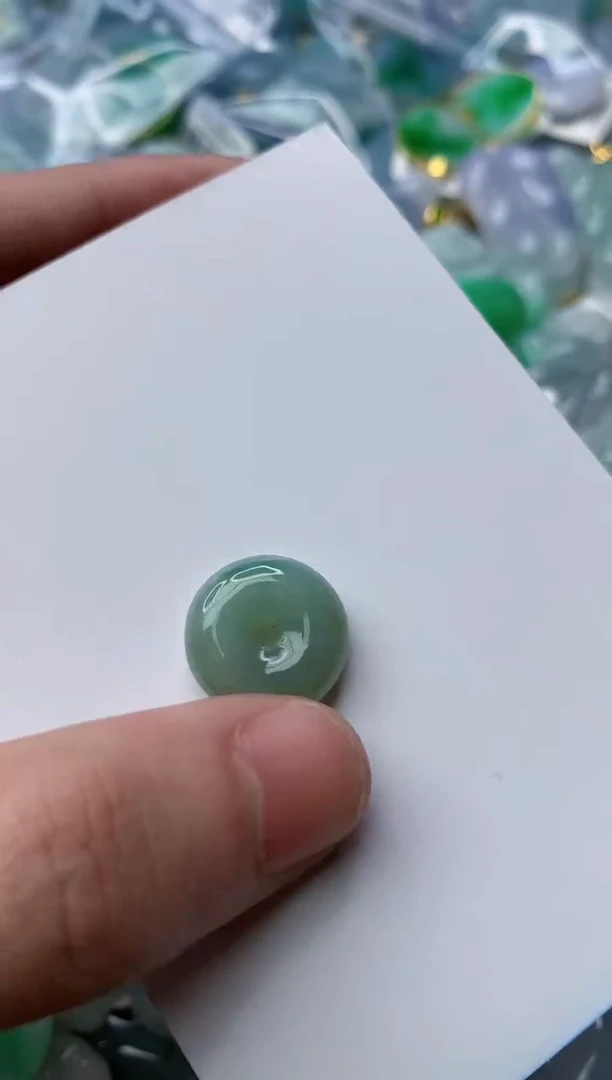 【闪购商品】翡翠颈饰未镶嵌3.........