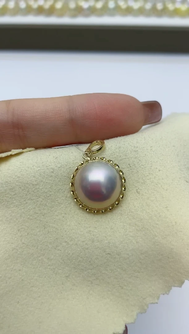 【闪购商品】拼合珍珠（马贝珠）颈饰18K金镶嵌W4