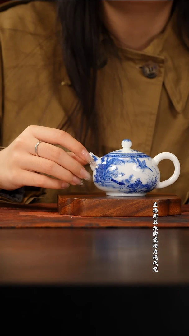 画堂春邵微平花鸟花开富贵壶