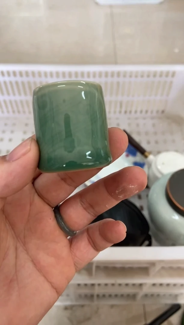 摆件摄影的产品有使用过的痕迹有点脏介意勿拍