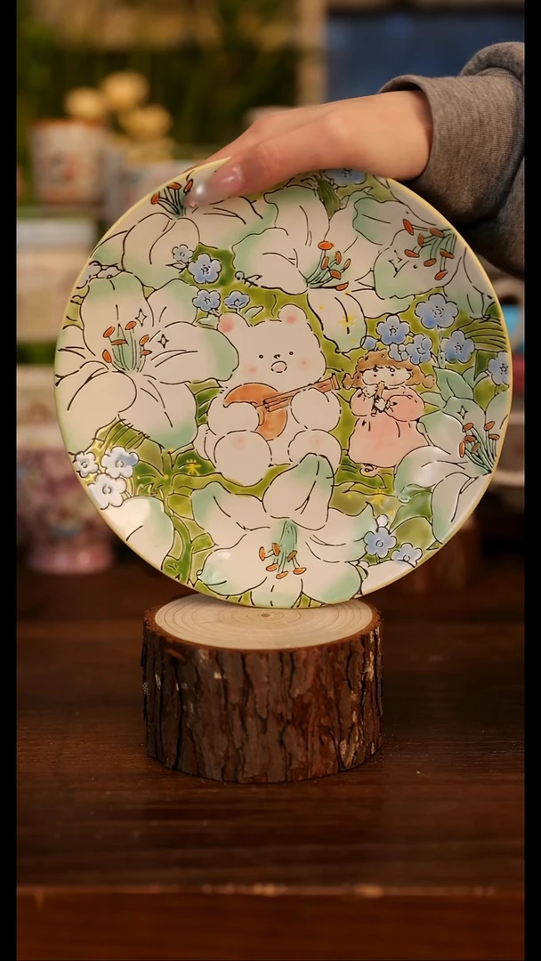 阿满百合花盘子