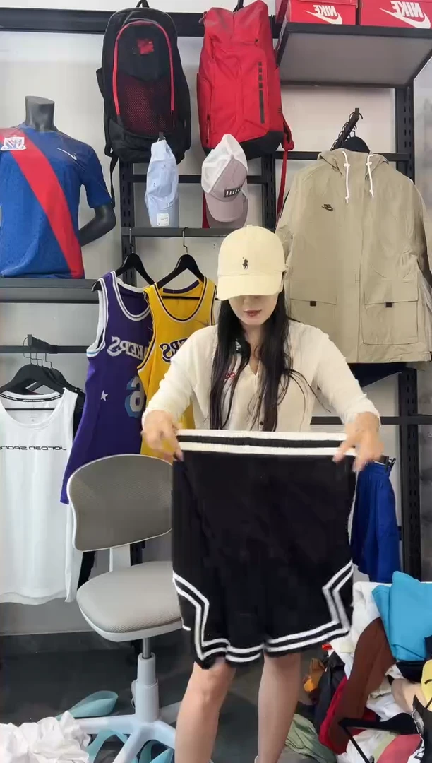 324·编码 瑕疵款以直播间过款为准 尺码·M