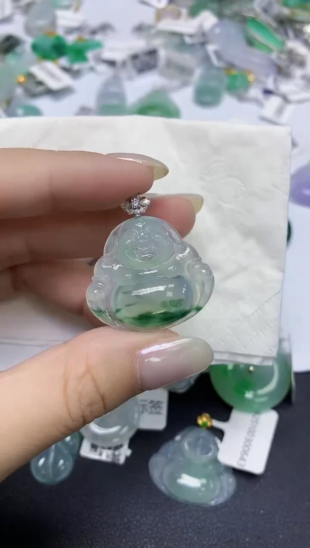 颈饰18K金镶嵌翡翠天然缅甸翡翠A货百元以上9元证书费自理
