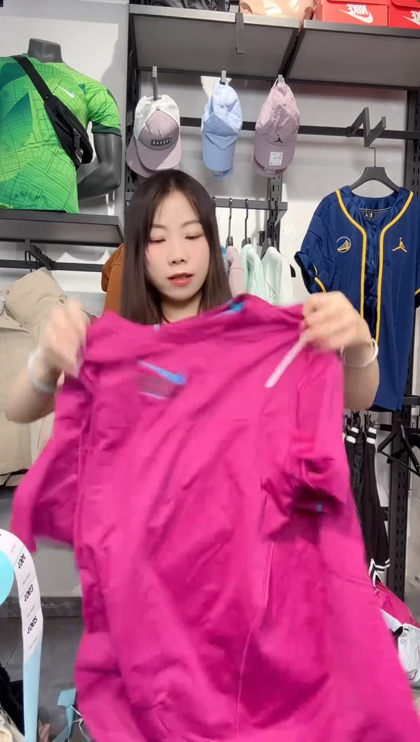 1062  编码 瑕疵款直播间过款为准 尺码 L