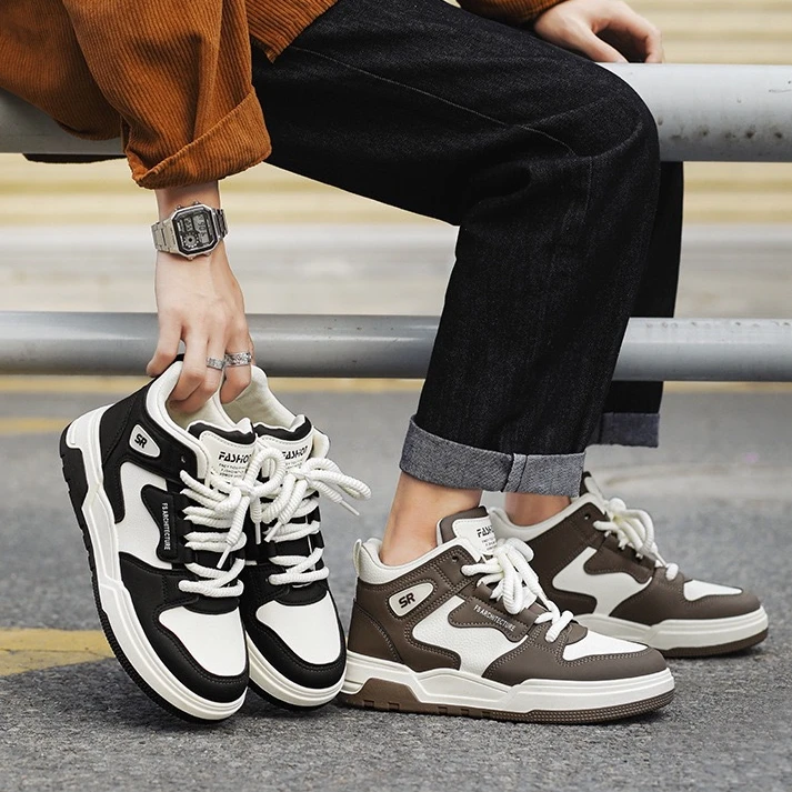 休闲厚底板鞋2025轻便男士透气港风防滑百搭潮流春季新款学生男鞋