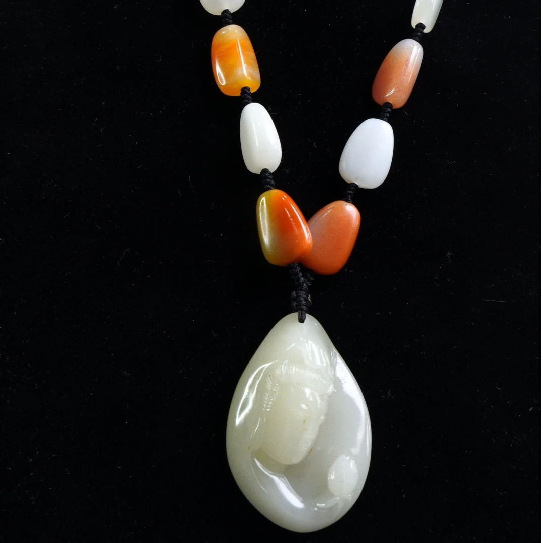 25寿山石结晶芙蓉观自在挂坠84.3克，1NT