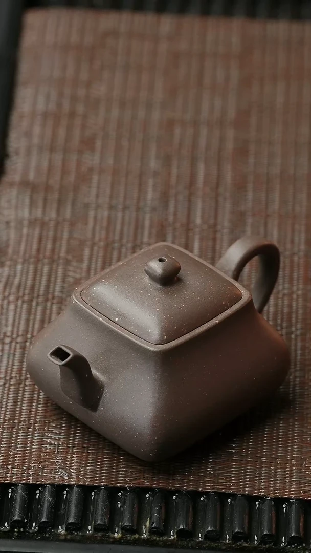 【闪购商品】紫砂茶壶五堂 风流宰相-鸣远