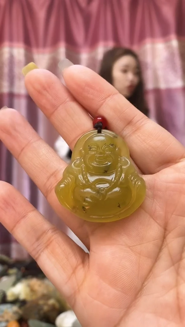 未镶嵌岫玉吊坠