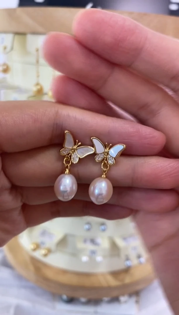 未镶嵌淡水珍珠耳饰8-9mm