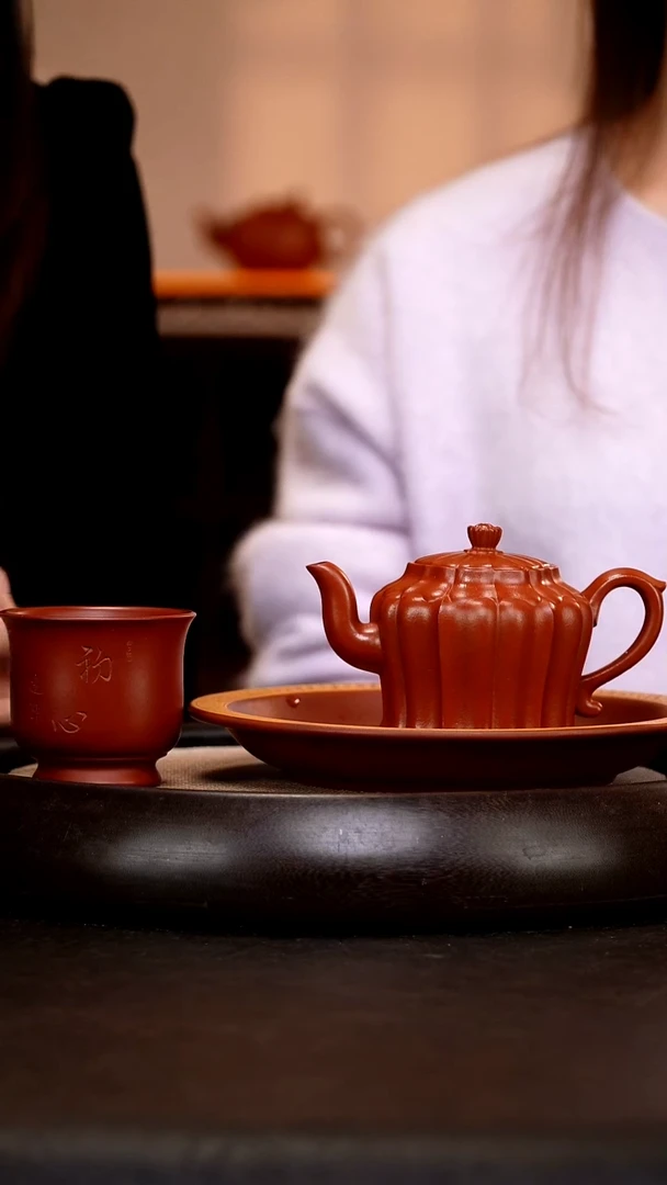 茶壶紫砂HH125 莲台居士 孟臣朱泥 220cc