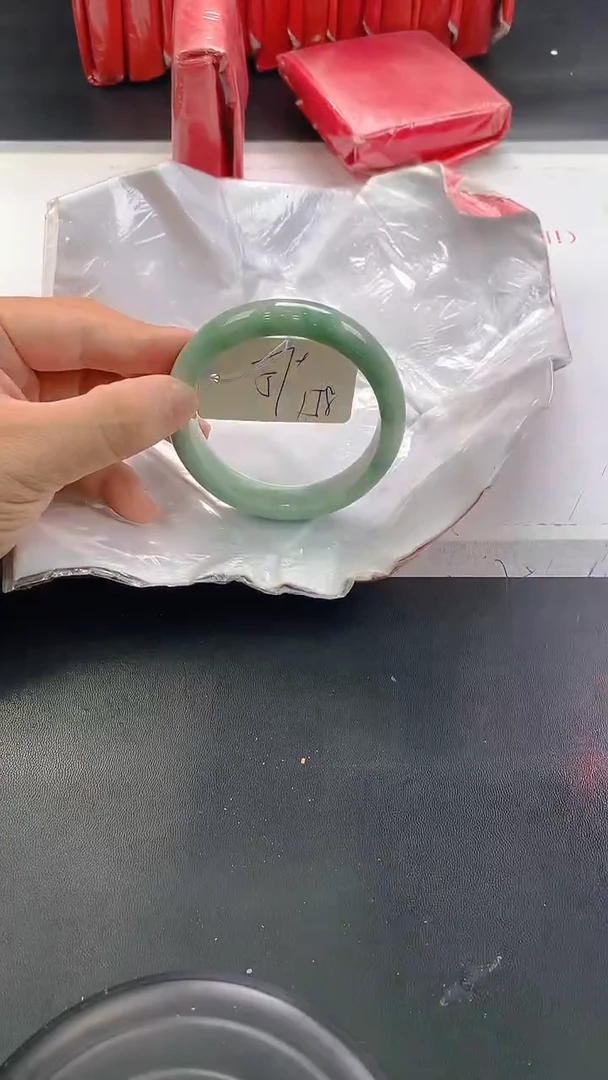 未镶嵌手镯翡翠158