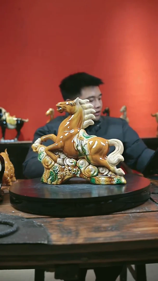 中国陶瓷唐三彩中国陶瓷唐三彩中国陶瓷唐三彩