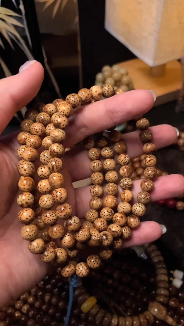 吊坠星月菩提精工级浅绿皮8圆珠长串