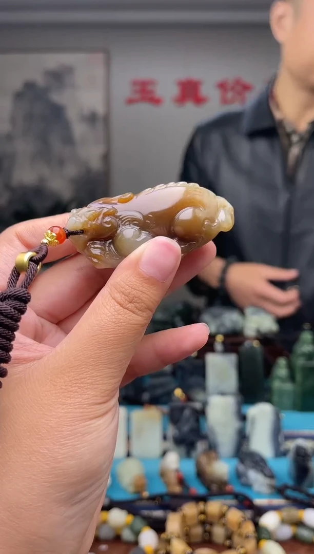 未镶嵌和田玉挂件1