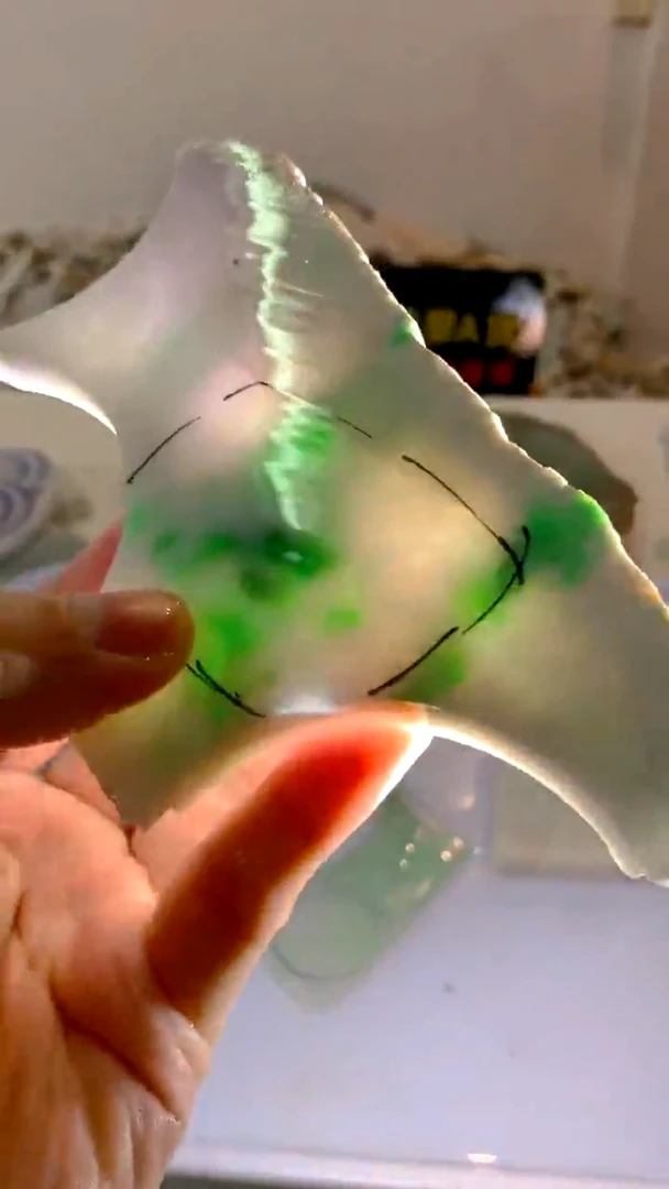 翡翠未镶嵌颈饰缅甸A货翡翠679