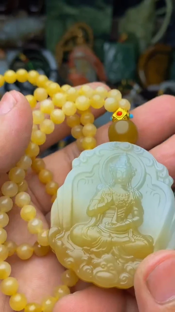 未镶嵌和田玉挂件1