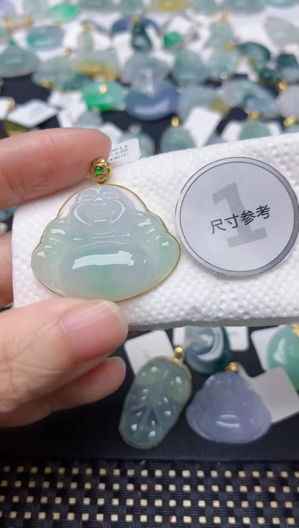 颈饰18K金镶嵌翡翠天然缅甸A货翡翠