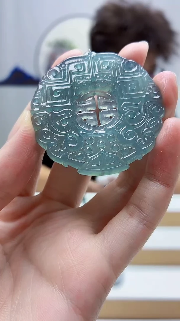 未镶嵌定制翡翠4688zm-毛货挂件120仿古牌