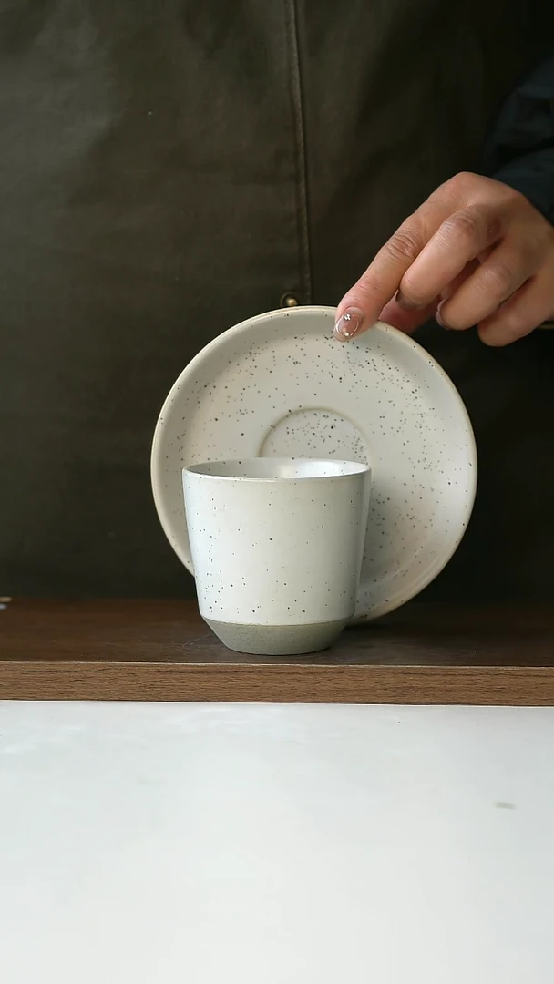 【闪购商品】陶瓷微瑕极简白180ml手握杯碟@4-2@