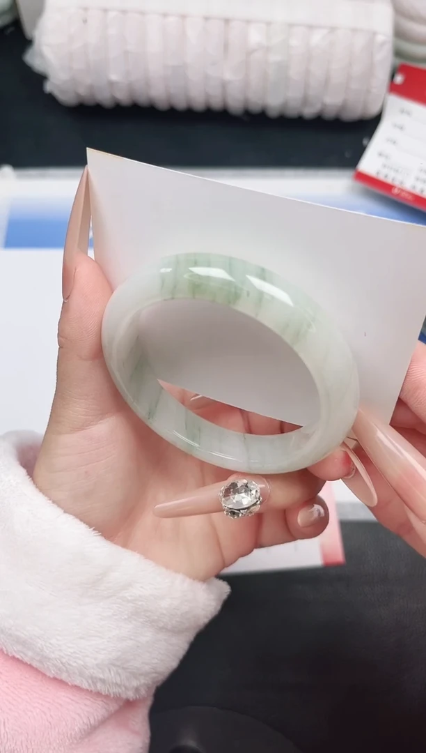 未镶嵌手镯石英质玉4-56