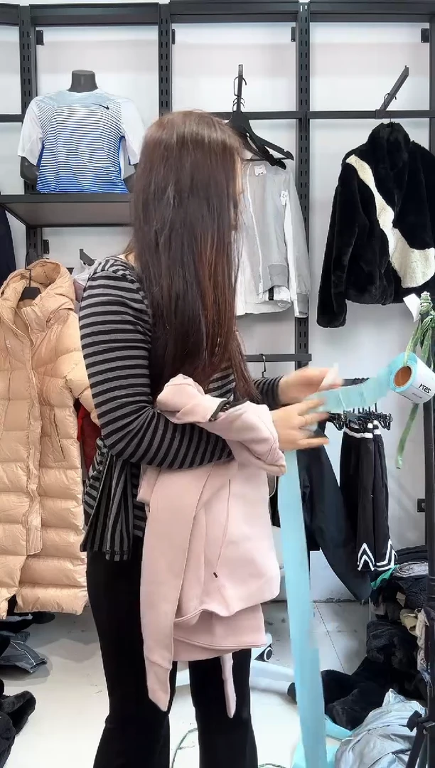 2564编码  瑕疵直播间过款为准 尺码160