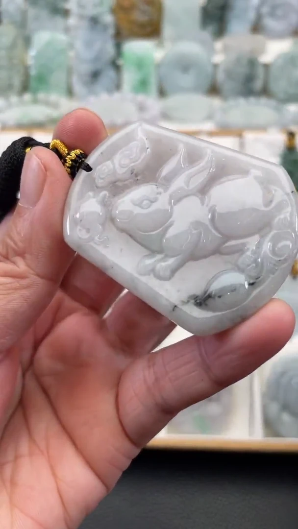 颈饰未镶嵌翡翠天然缅甸翡翠A货46