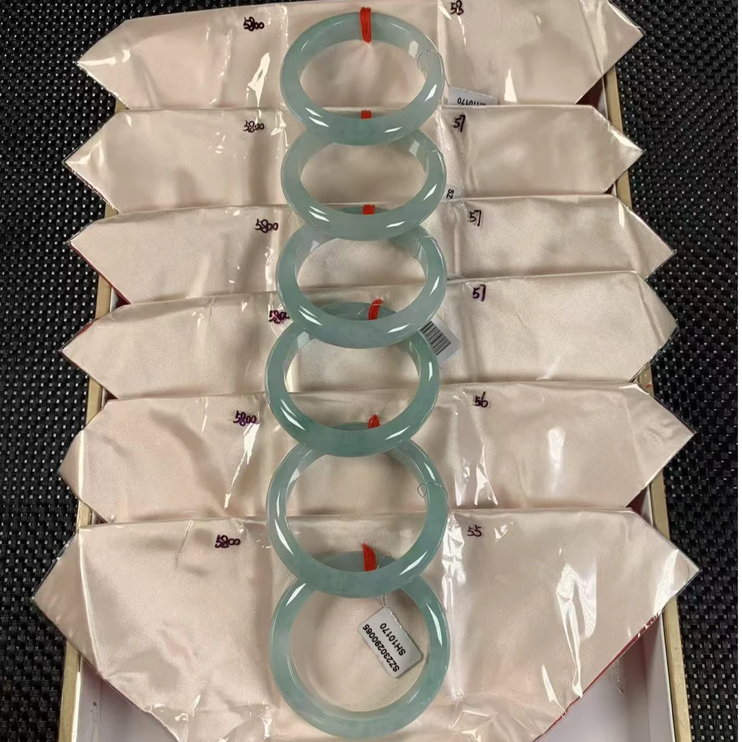 天然缅甸翡翠A货手镯多样性发货，发一件