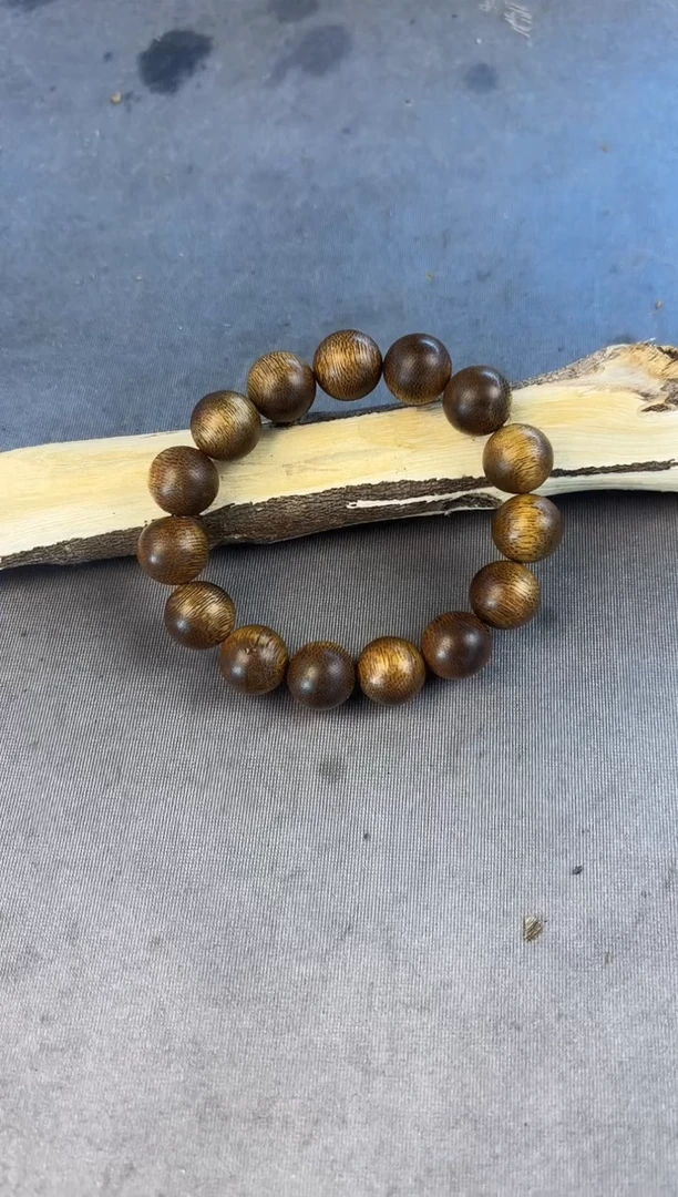 沉香沉香碎屑+芽庄白奇14圆珠单圈沉29克+多样性发一