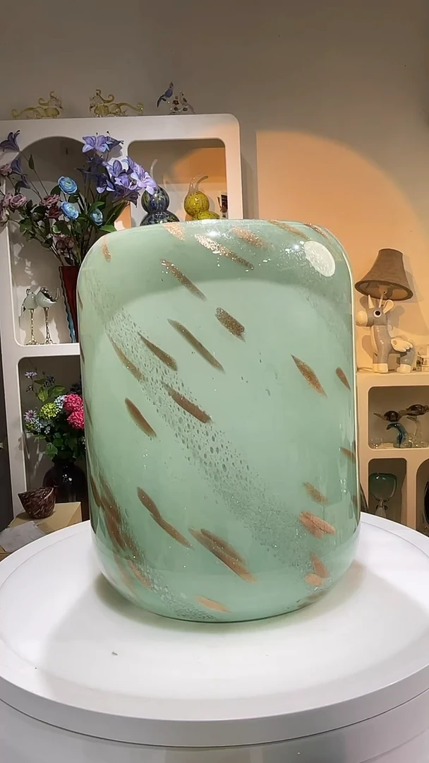 【闪购商品】琉璃内卷边洒金绿花瓶