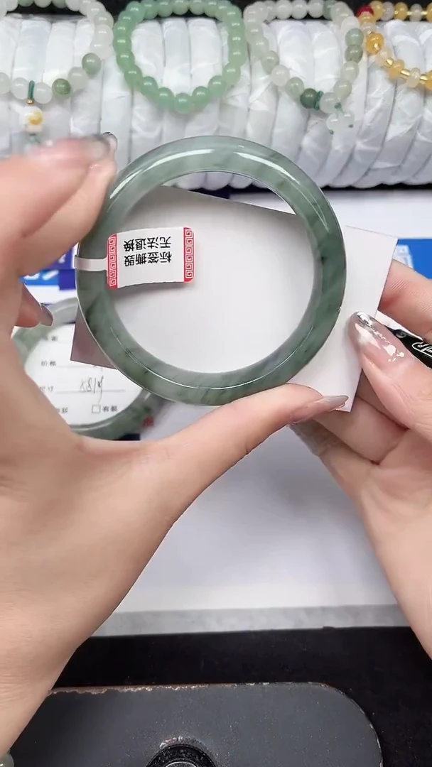 未镶嵌手镯石英质玉151-57/58