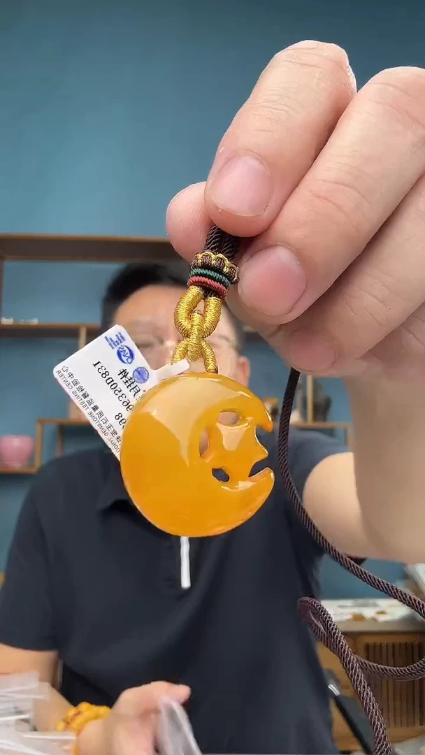 裸石琥珀未镶嵌18（有瑕介意勿拍）