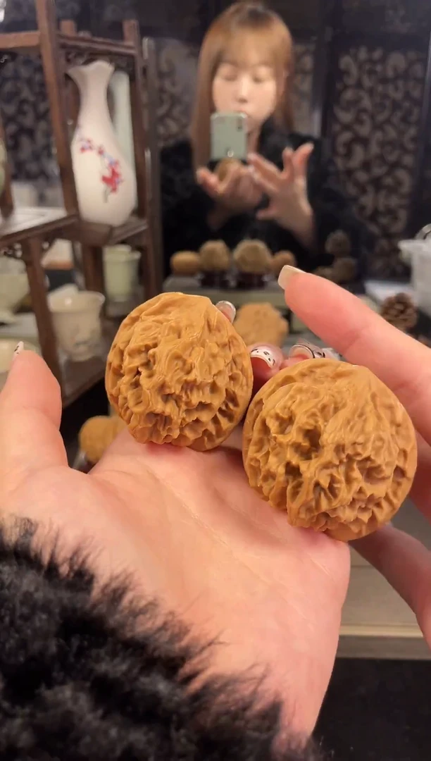 【闪购商品】文玩核桃把件帝王49尺-36
