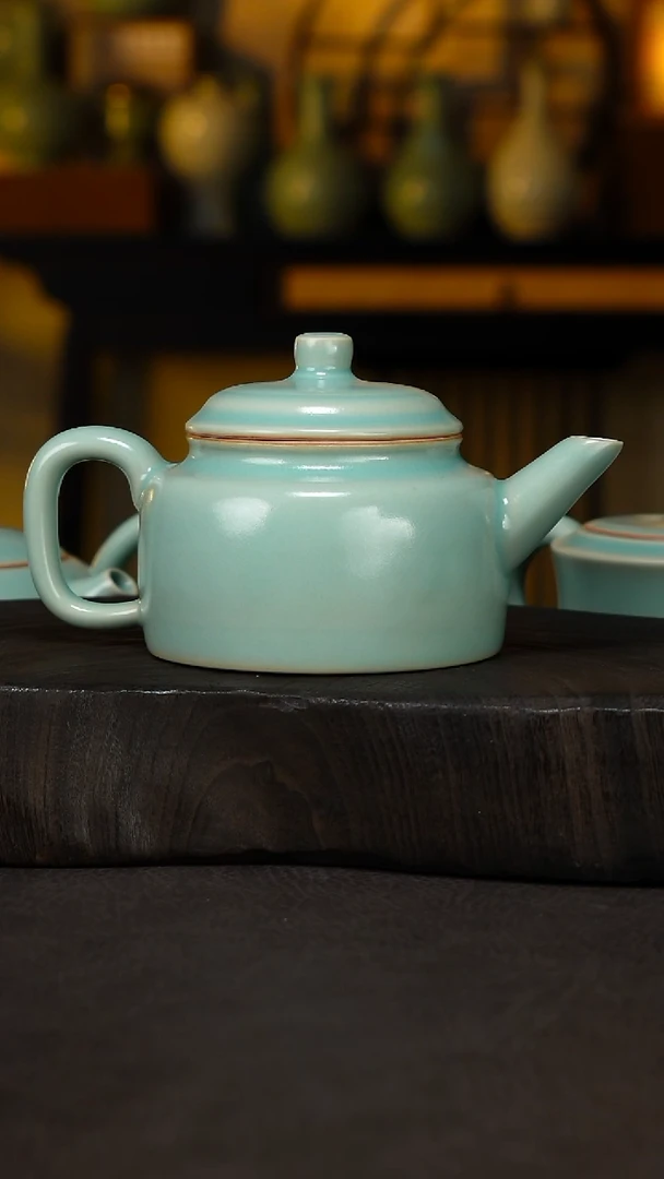 壶瓷德钟壶-微微瑕