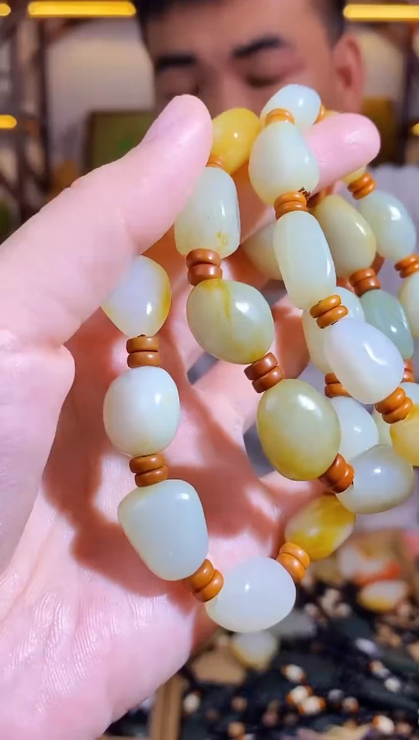 和田玉未镶嵌颈饰多样性发货 拍一发一