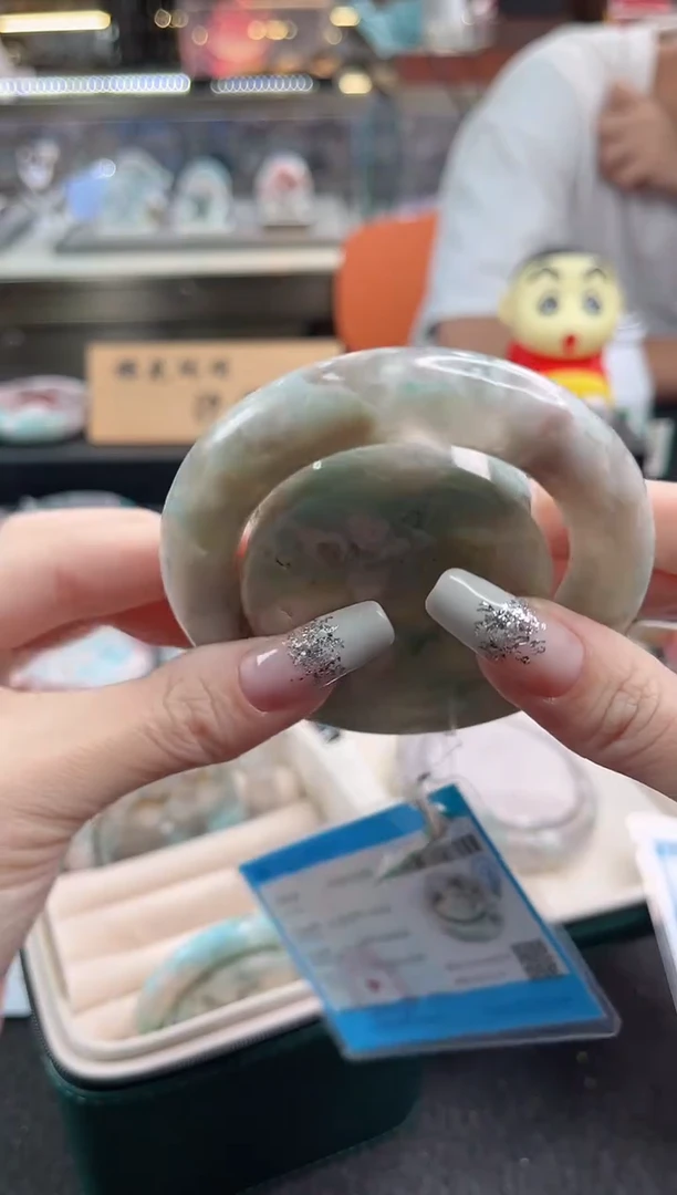 未镶嵌手镯石英质玉尘*丷圈口（赠品镯心）