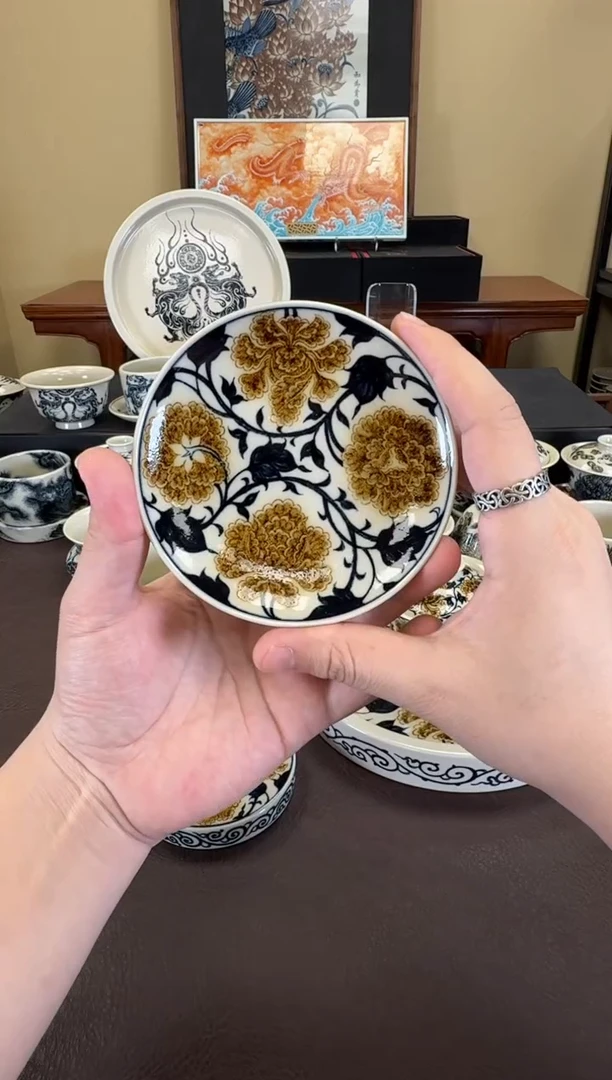 二号釉牡丹纹杯垫