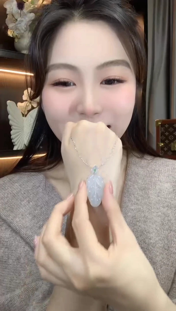 吊坠(不含链)18K金镶嵌翡翠A17翡翠