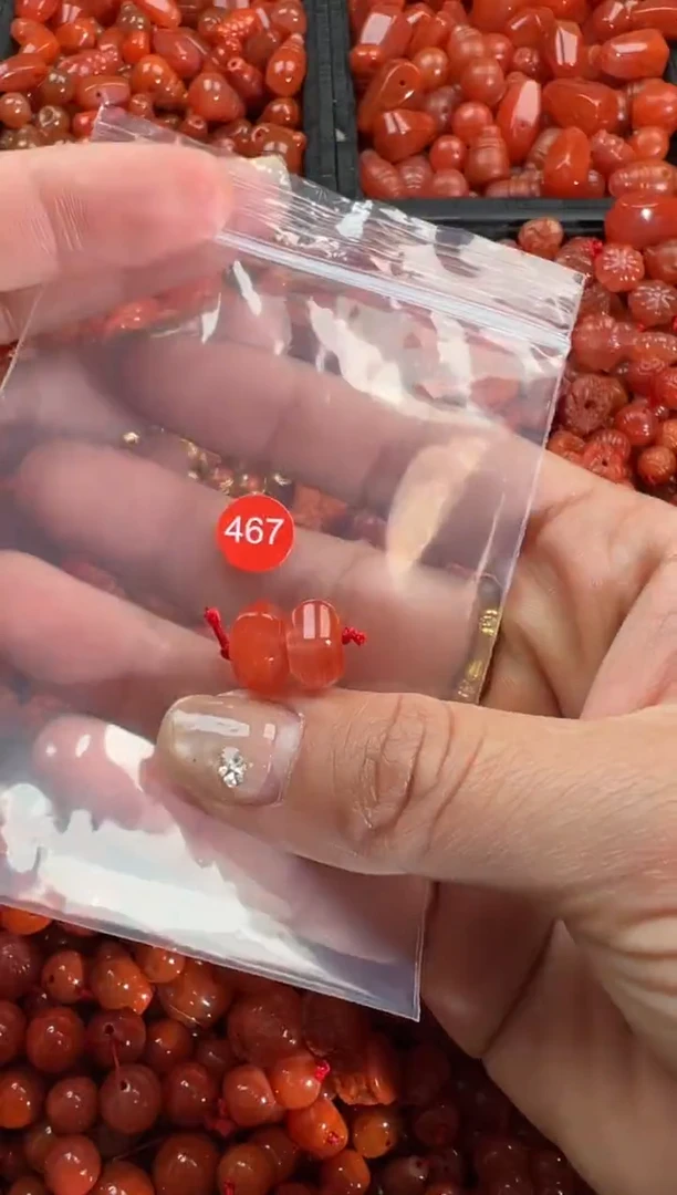 【闪购商品】南红玛瑙颈饰未镶嵌1