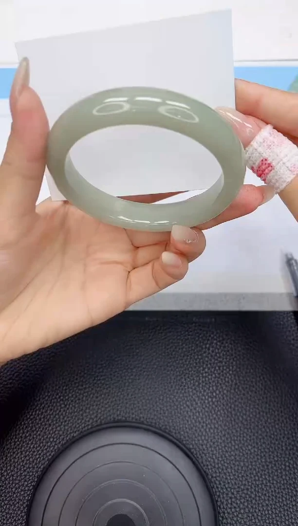 石英质玉手镯未镶嵌129-62.3