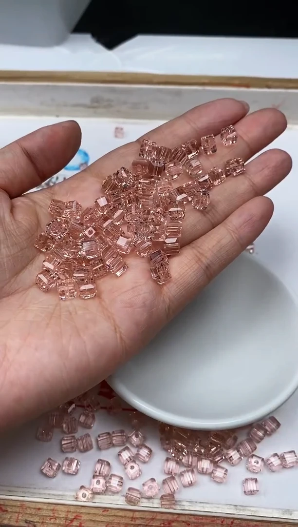 水晶珠宝半成品未镶嵌D674 粉水晶方糖6mm20颗9.9元