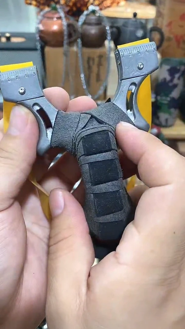 瓷片闪购商品 如图所示