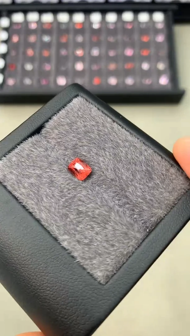 【闪购商品】定制尖晶石裸石未镶嵌1.17ct 枕型 暖色调