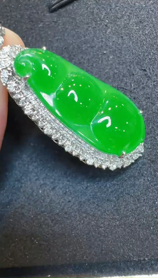 吊坠(不含链)18K金镶嵌翡翠多样性团购发一件