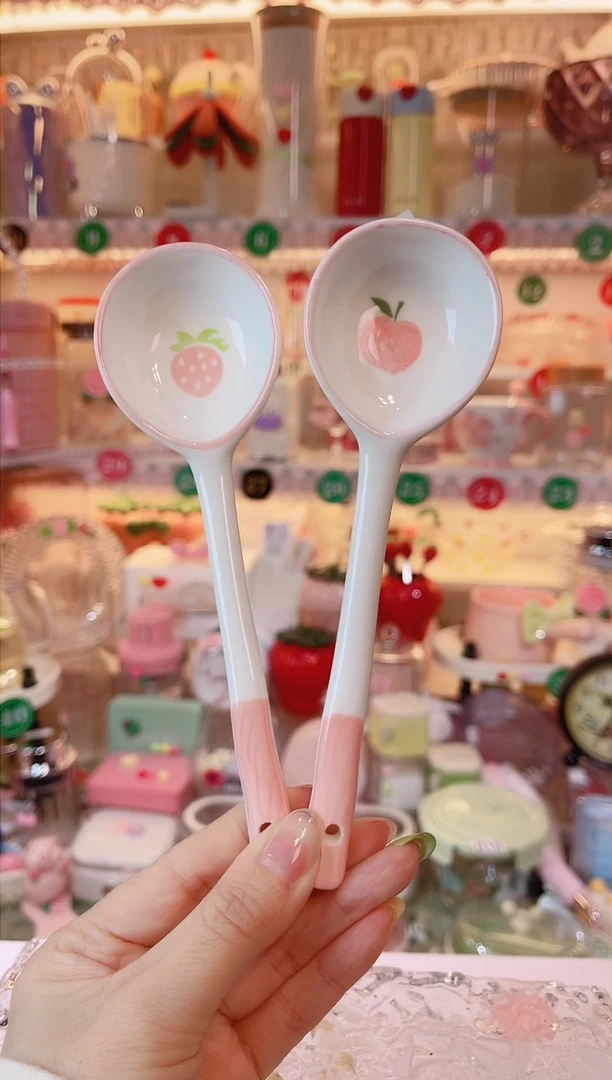 【闪购商品】摆件草莓勺2把品质好，发货快，放心拍