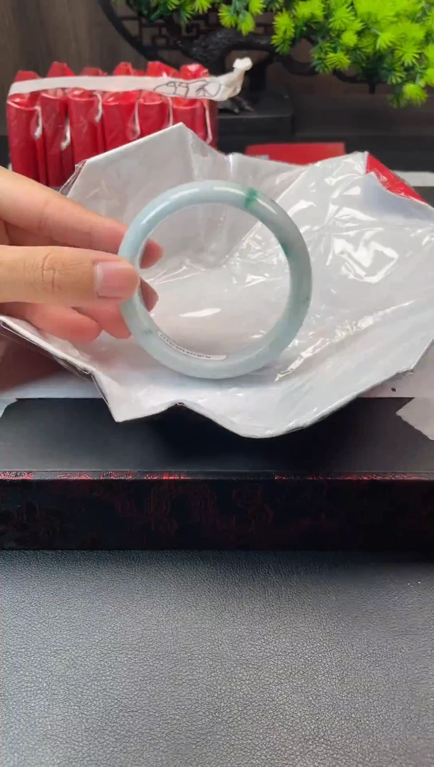 未镶嵌手镯翡翠993