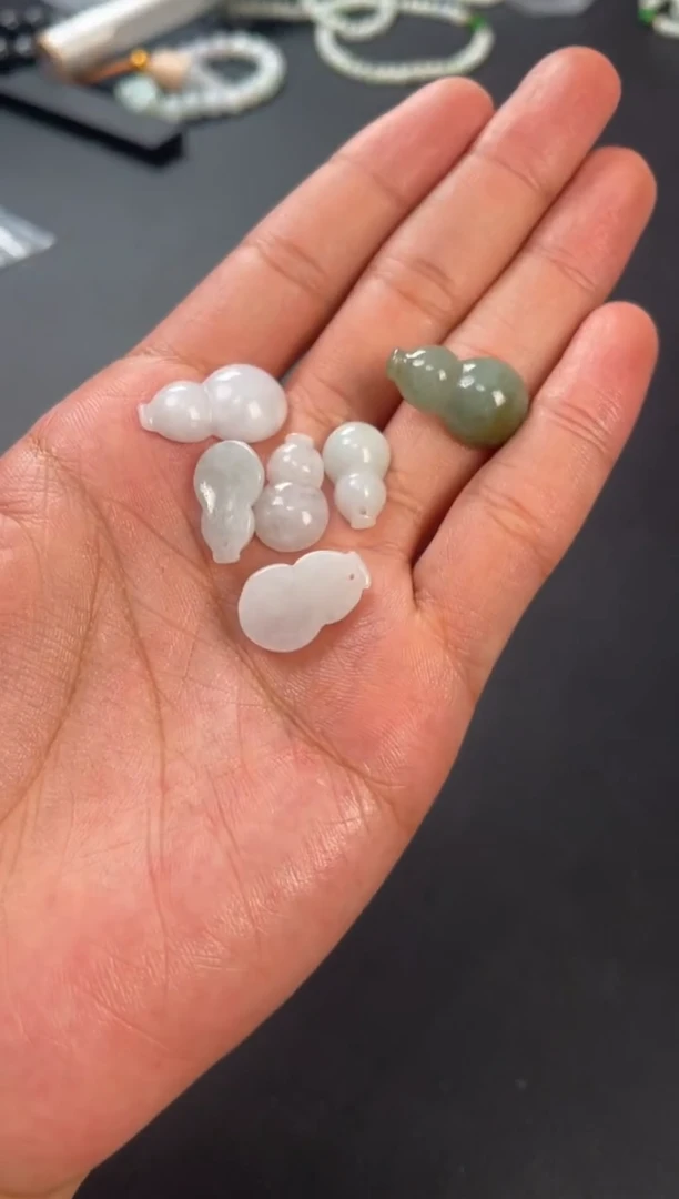 【闪购商品】翡翠颈饰未镶嵌翡翠吊坠YH-775多样性只发一件