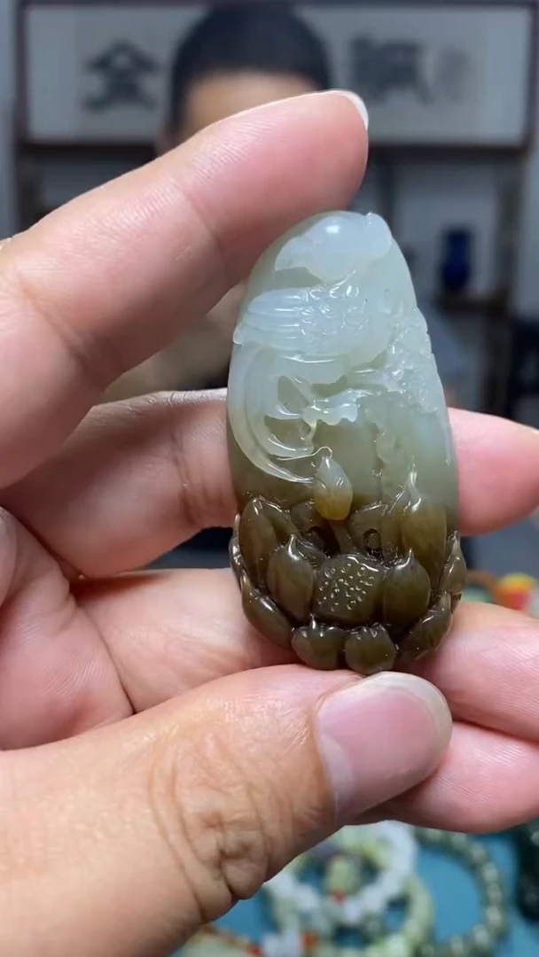 颈饰未镶嵌和田玉18